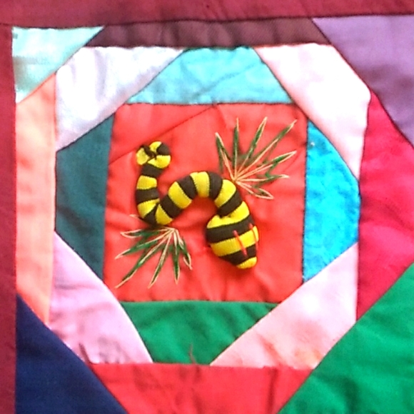 👺 FOLK ART BAG HANDCRAFTED PATCHWORK by Bai Jia Bei Family - Picture 3 of 15